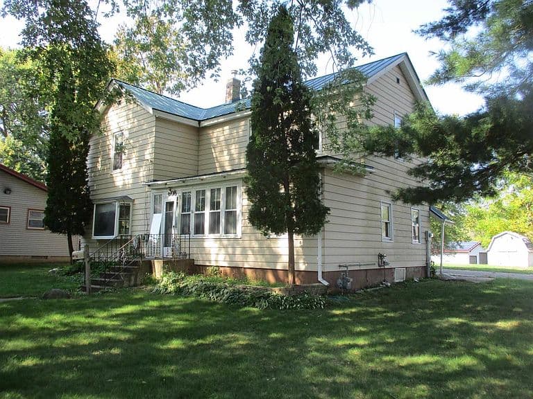 Listing photo 4
