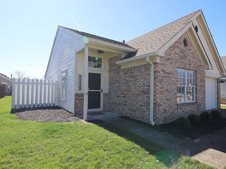 Listing photo