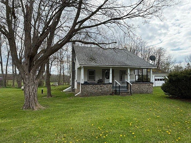 Listing photo 3