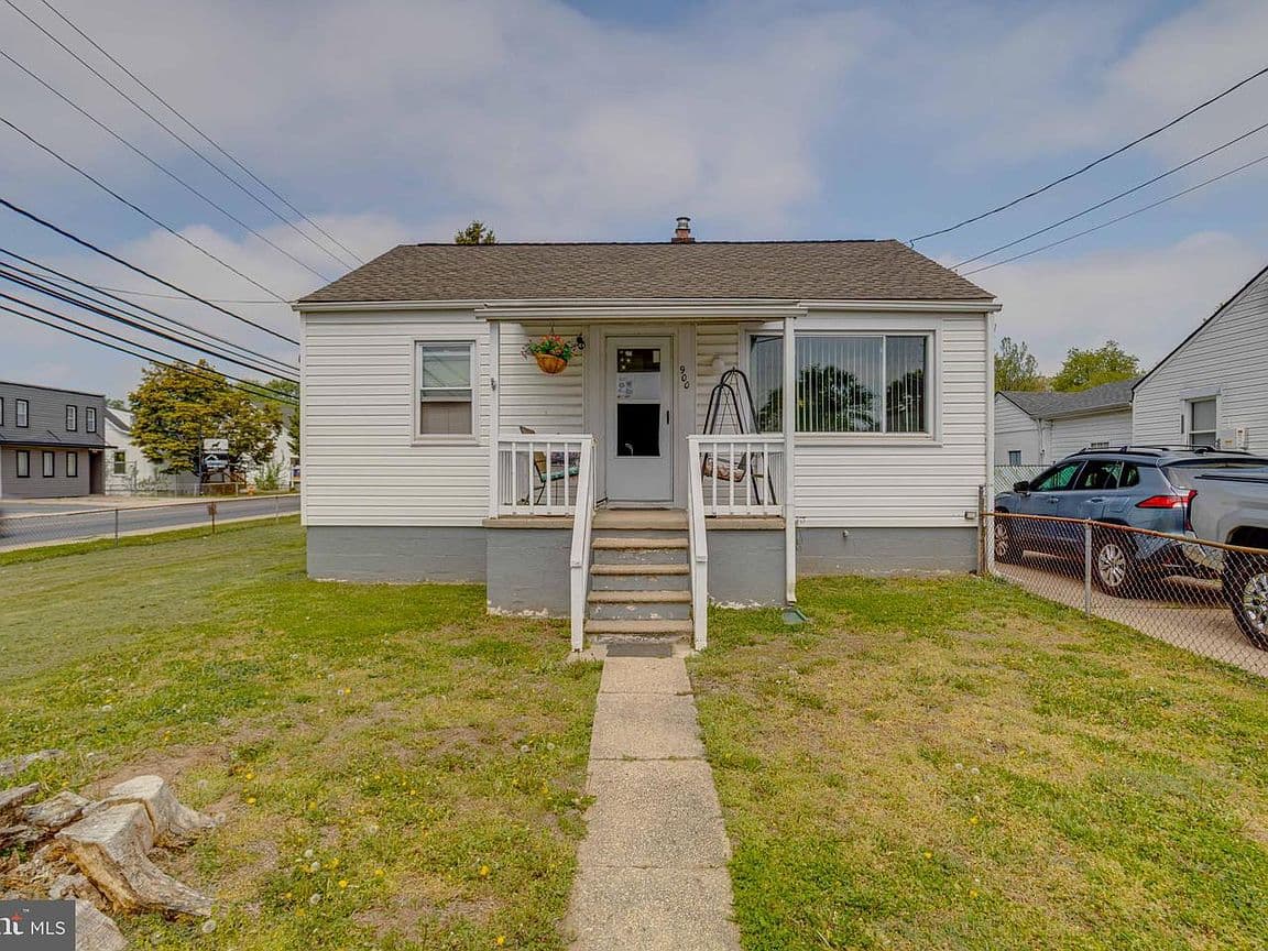 Primary listing photo
