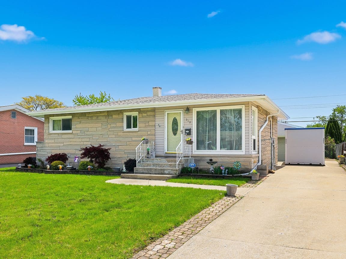 Primary listing photo