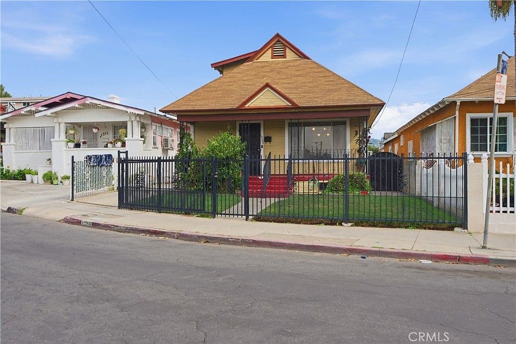 Primary listing photo