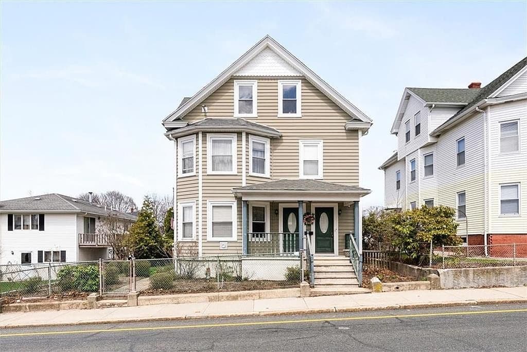 Primary listing photo