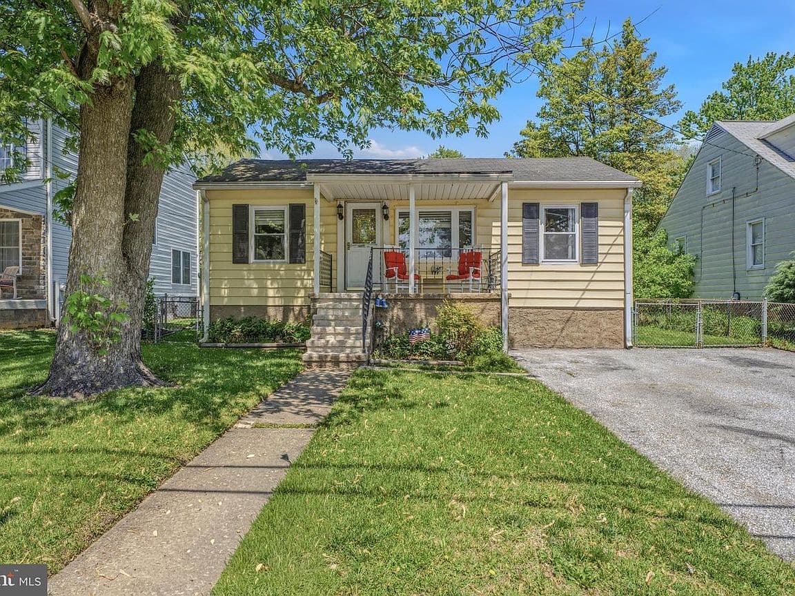 Primary listing photo