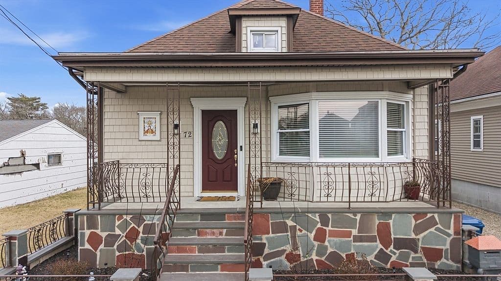 Primary listing photo