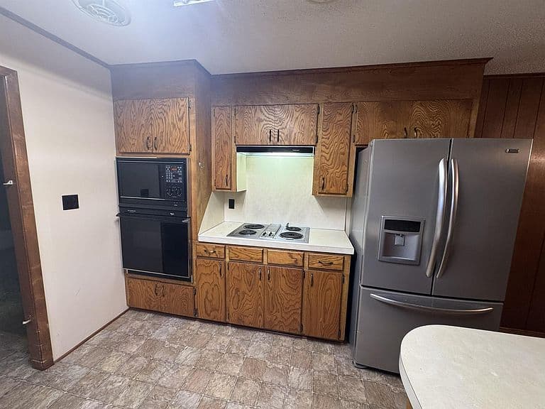 Listing photo 4