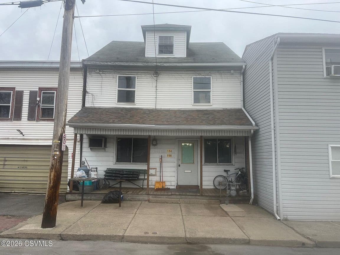 Primary listing photo