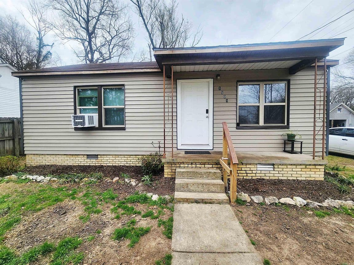 Primary listing photo