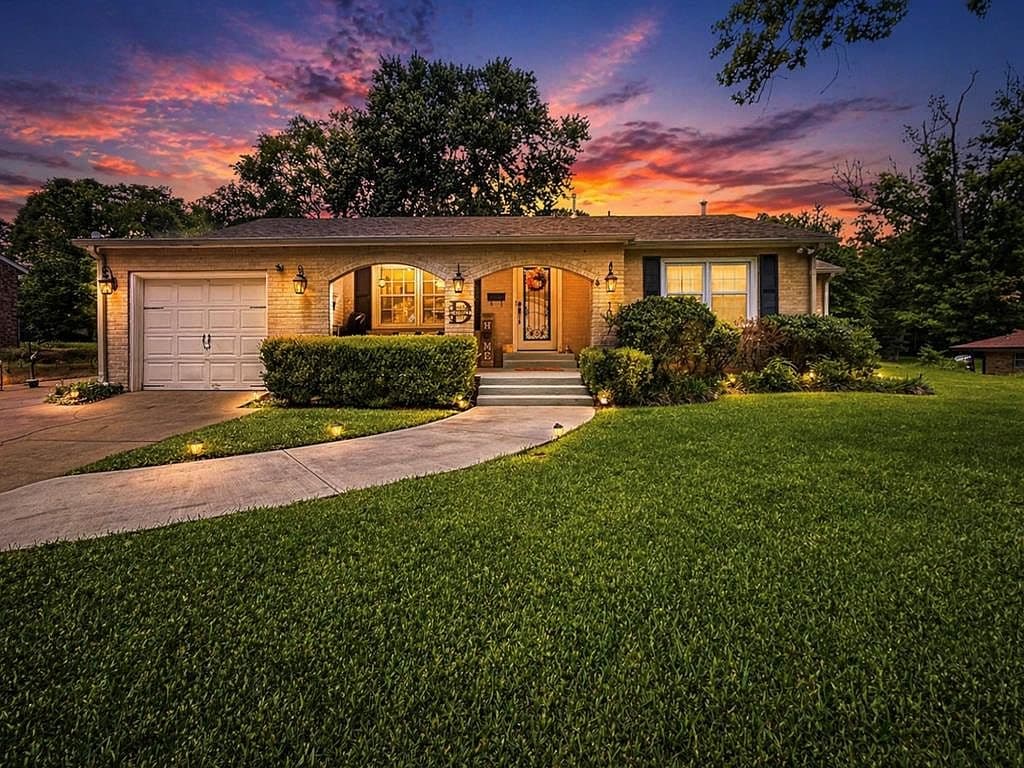 Primary listing photo