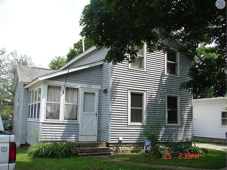 Listing photo