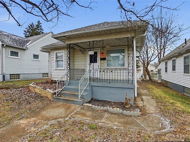 Listing photo 4