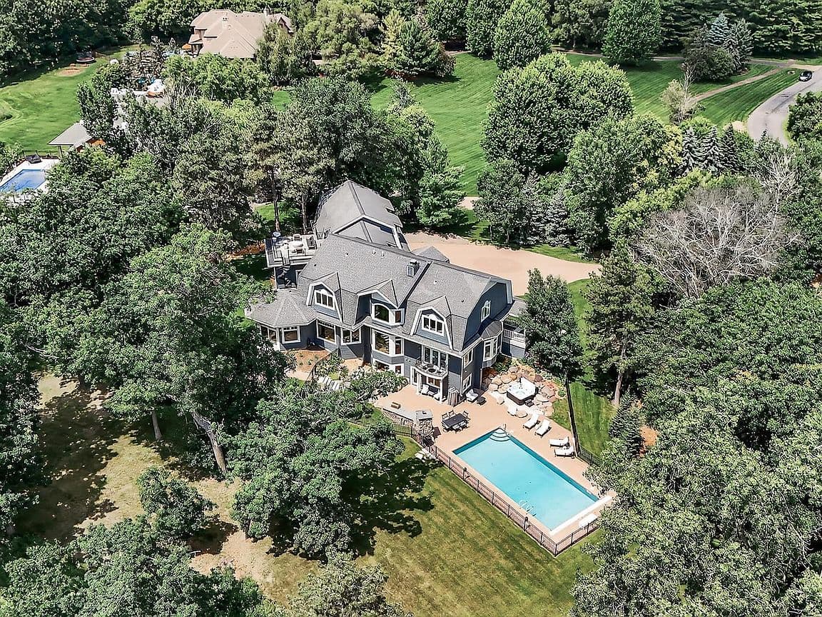 Primary listing photo