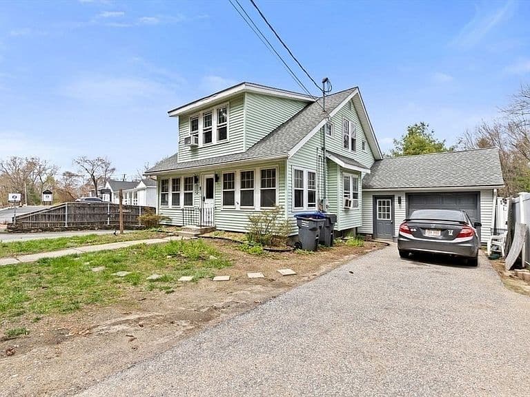 Listing photo 5