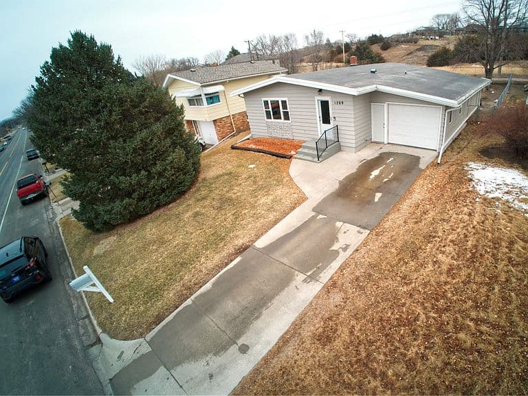 Listing photo 4