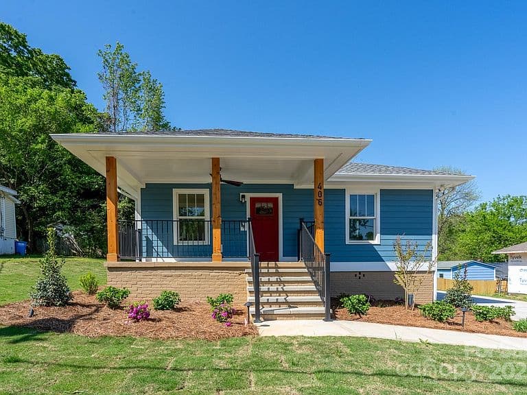 Listing photo 2