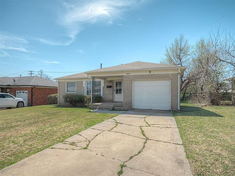 Listing photo 3
