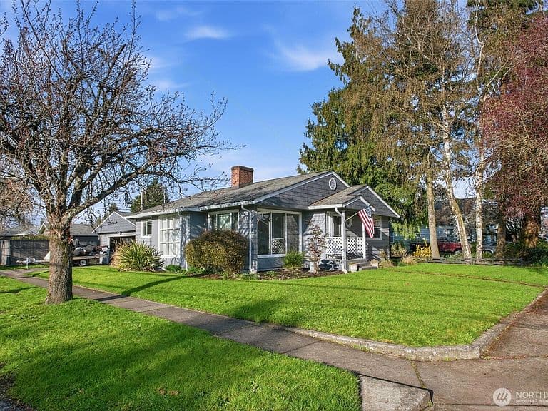Listing photo 5