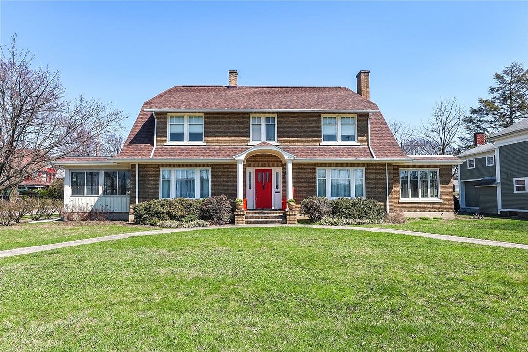 Primary listing photo