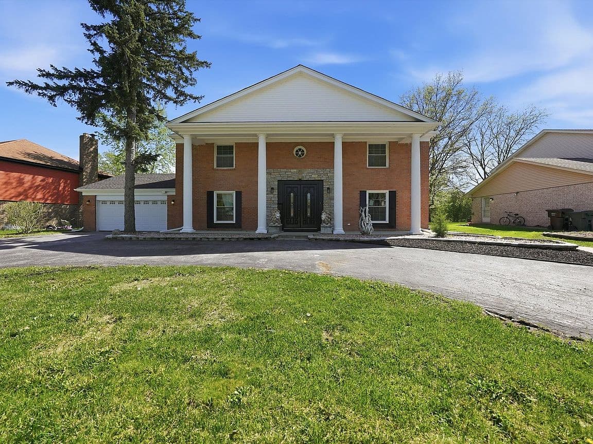 Primary listing photo
