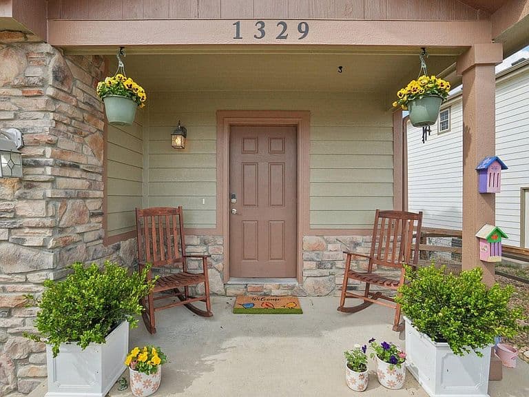 Listing photo 4