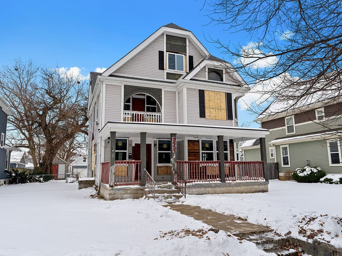Primary listing photo