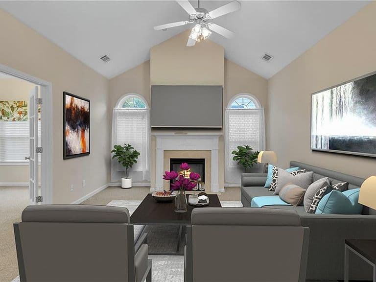 Listing photo 4