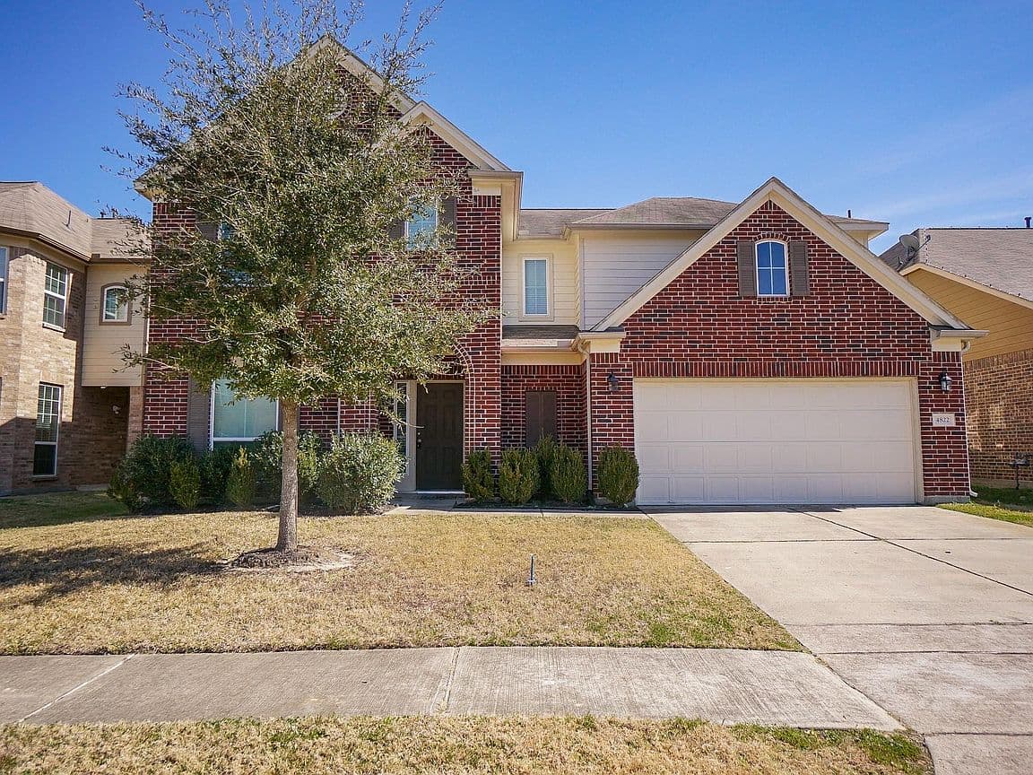Primary listing photo