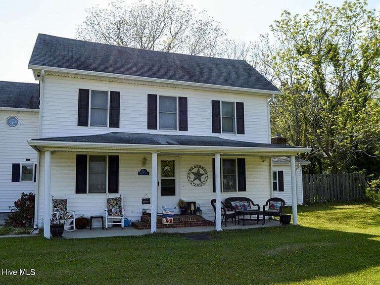 Listing photo