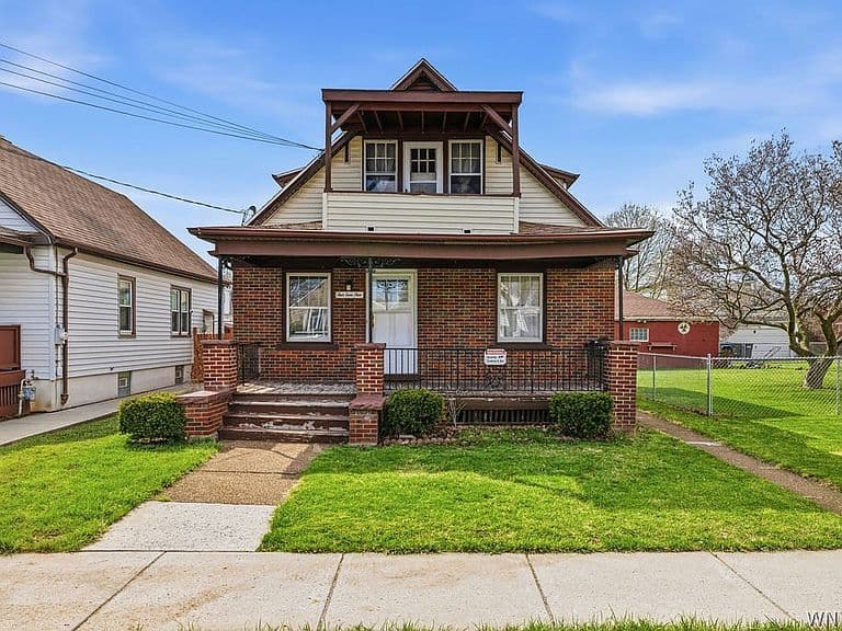 Listing photo 3