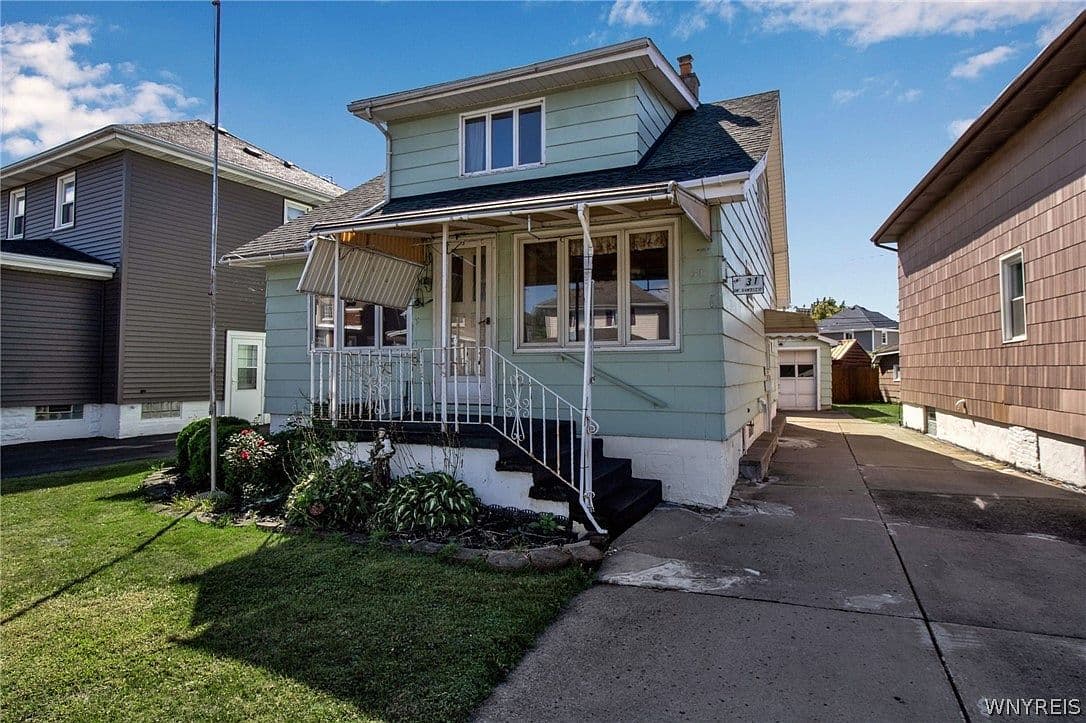 Primary listing photo