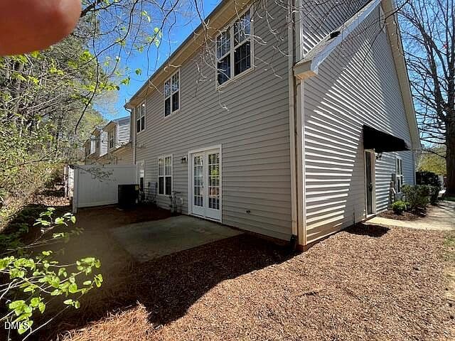 Listing photo 4