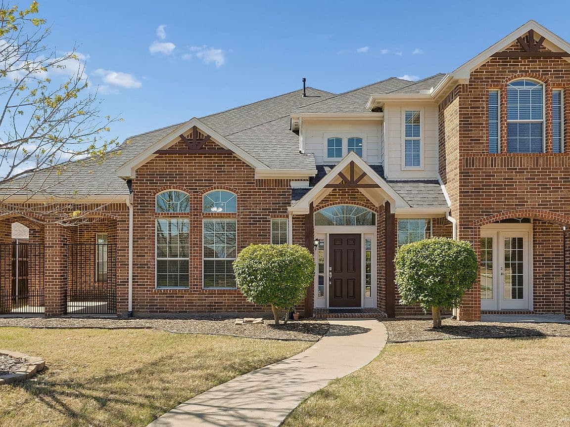 Primary listing photo