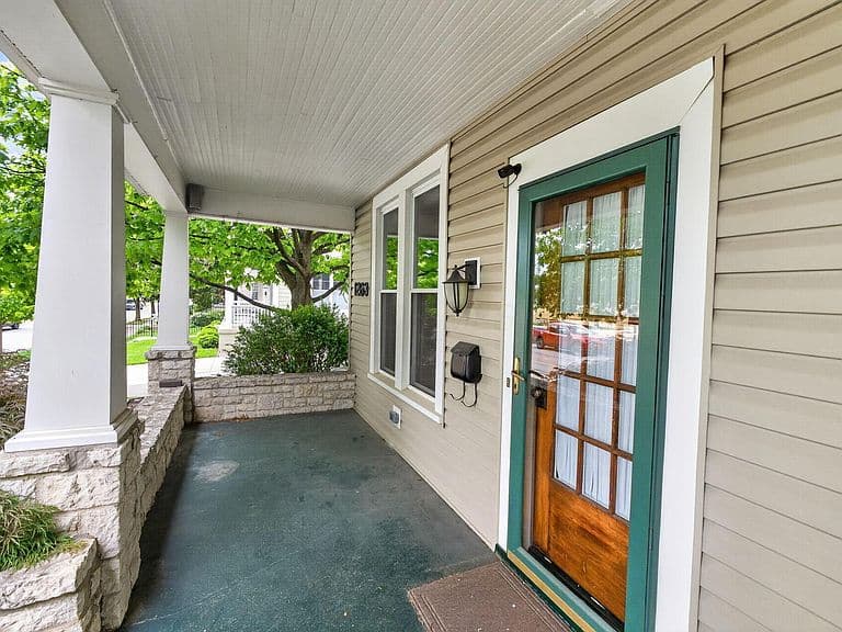 Listing photo 4