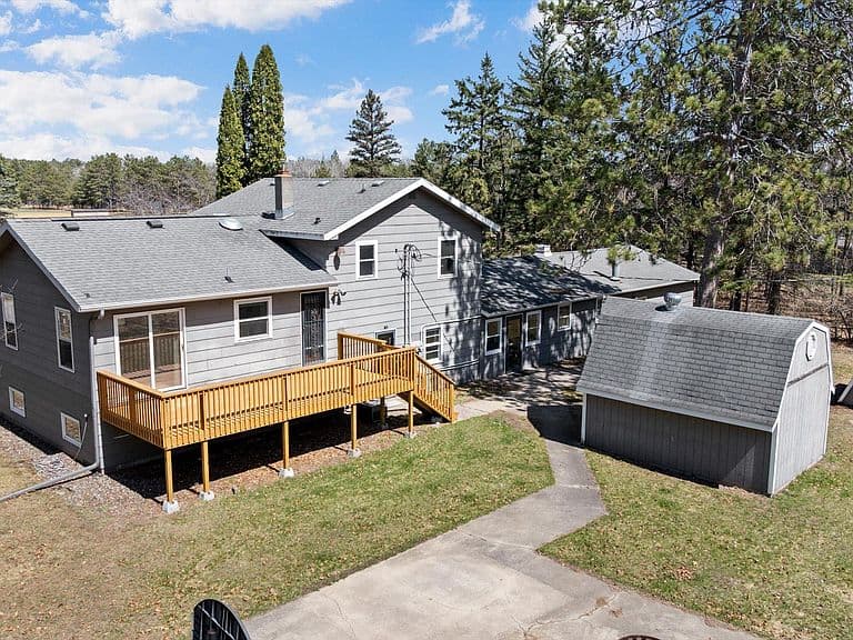 Listing photo 5