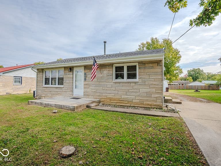 Listing photo