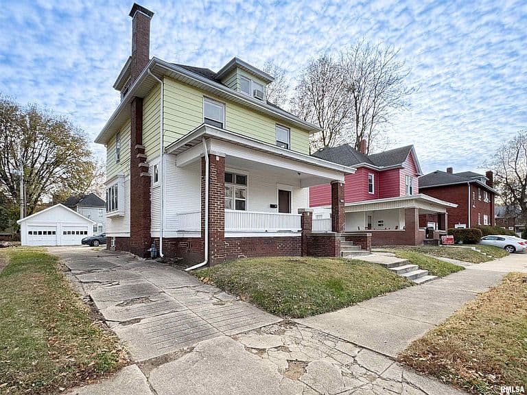 Listing photo 3