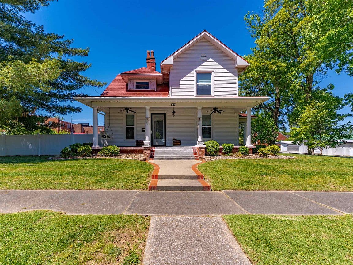 Primary listing photo