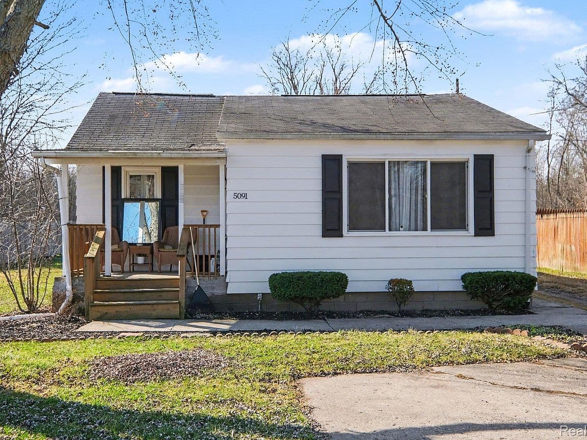 Primary listing photo