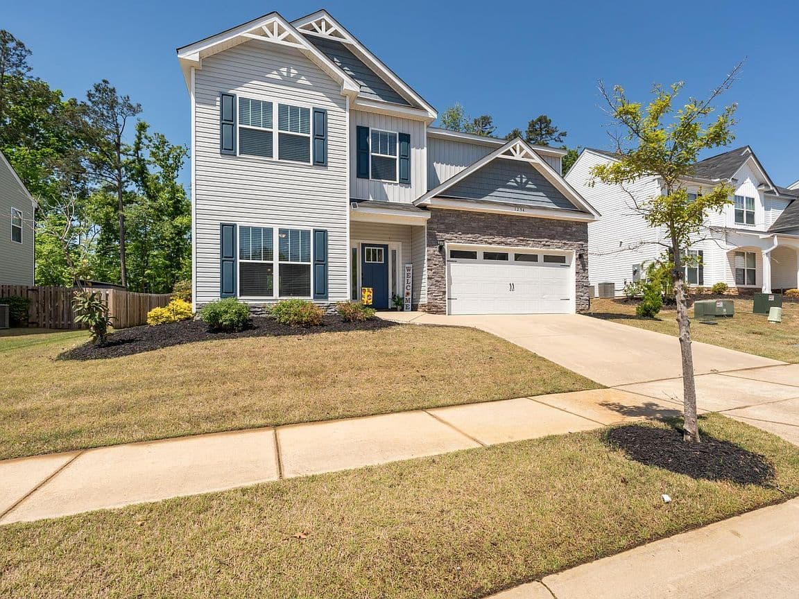 Primary listing photo
