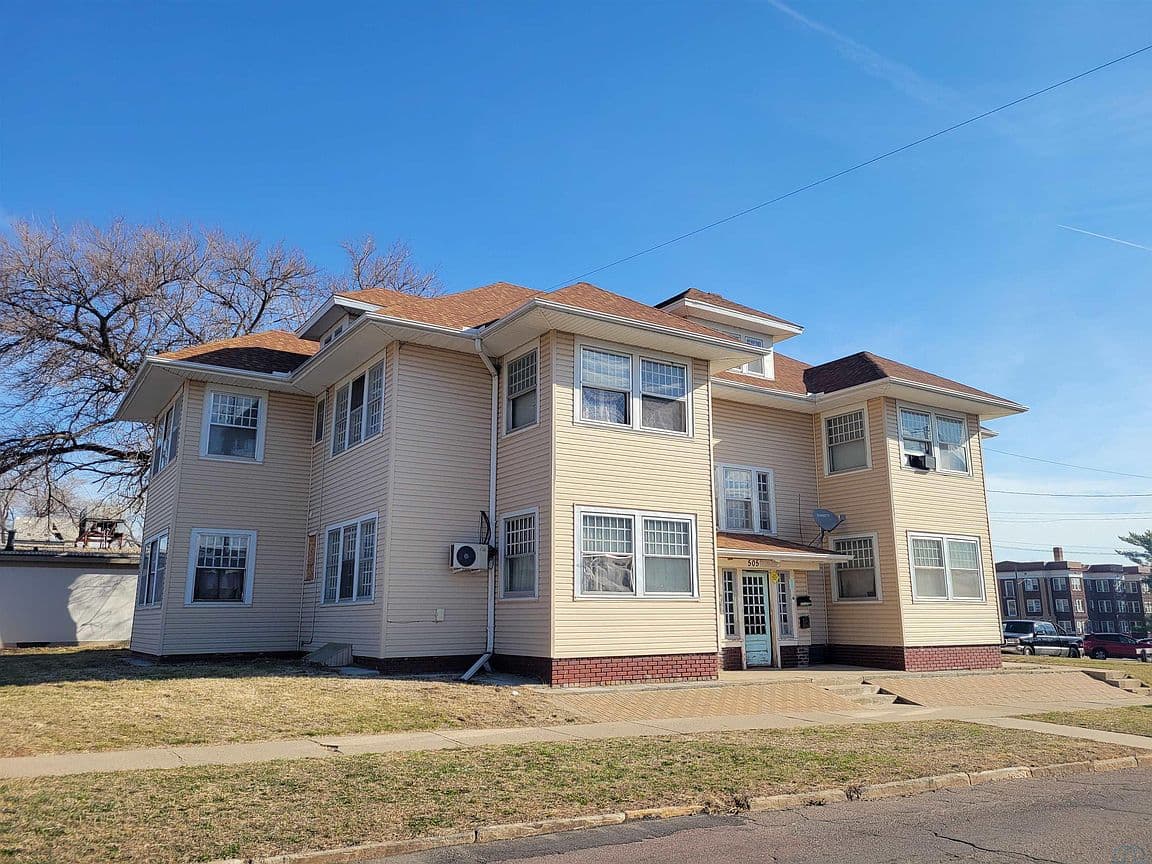 Primary listing photo