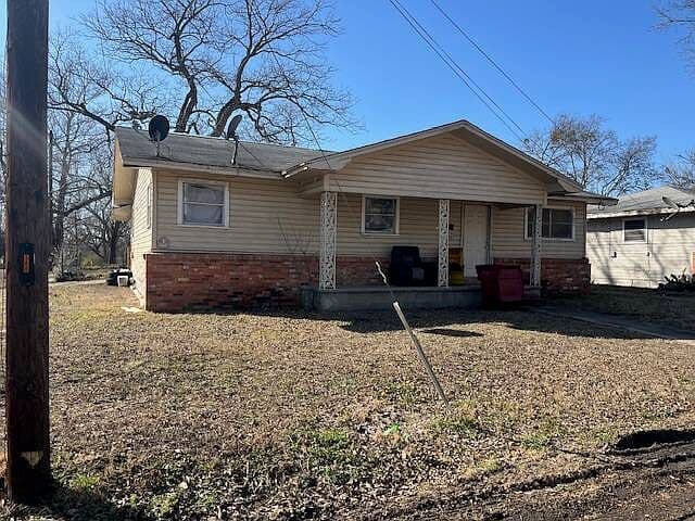 Listing photo 4