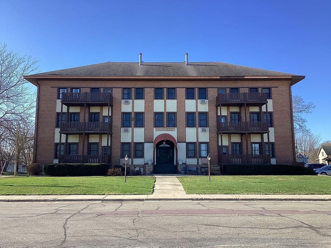 Primary listing photo