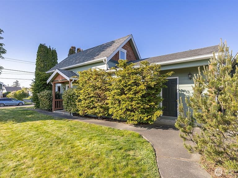 Listing photo 4