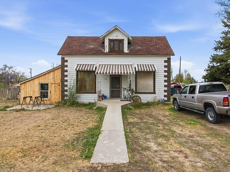 Listing photo 2
