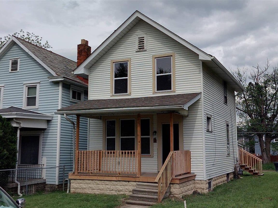 Primary listing photo