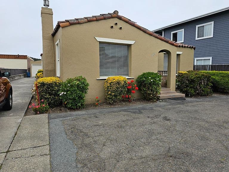 Listing photo