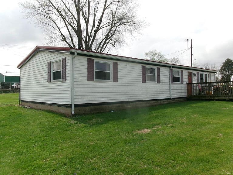 Listing photo 2