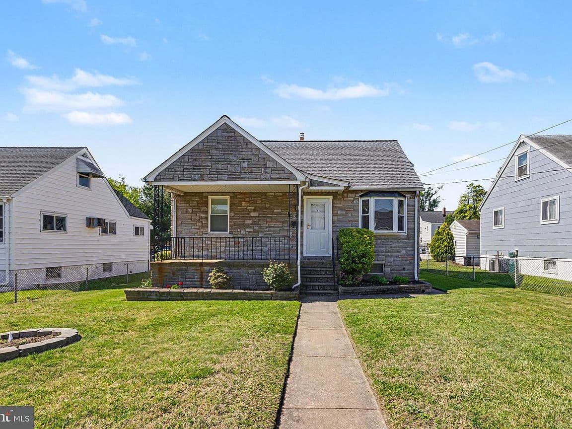Primary listing photo