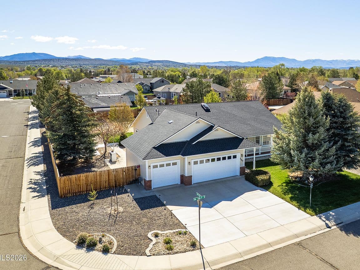 Primary listing photo