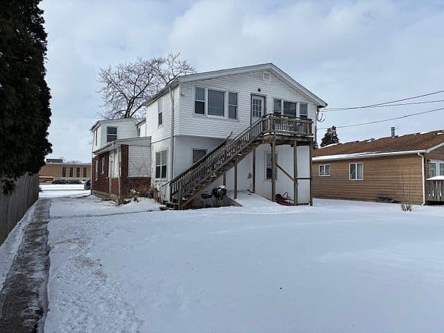 Listing photo 2